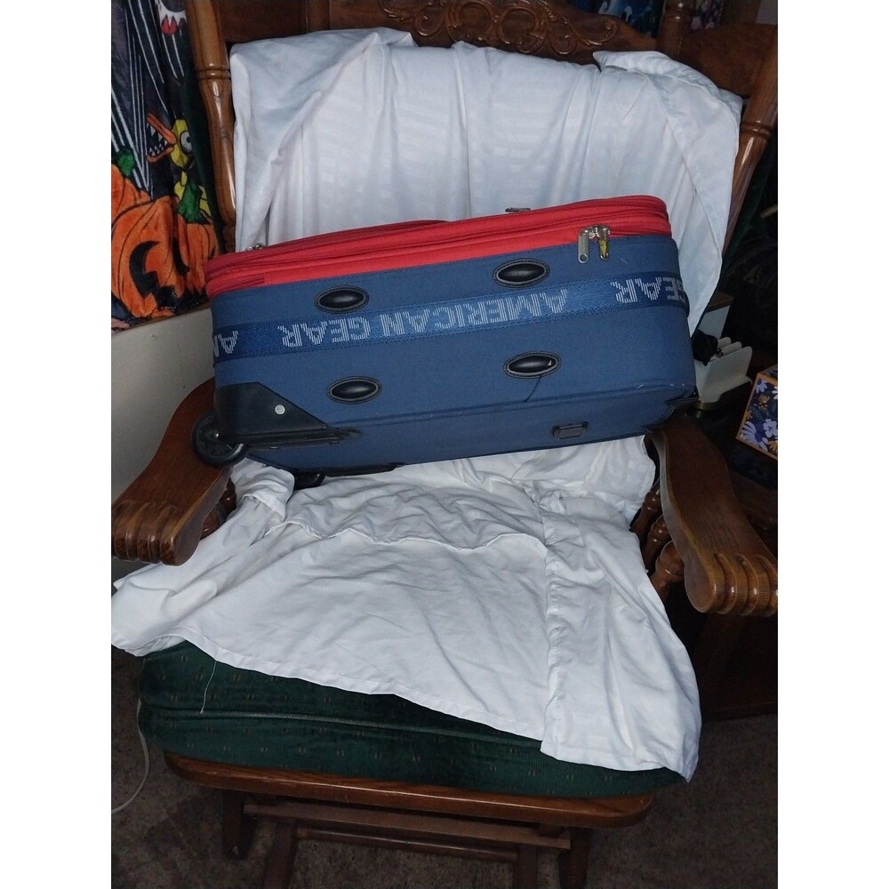 American Gear Suitcase – Lightweight Travel Luggage- Spinner Style 20'' - Picture 5 of 13